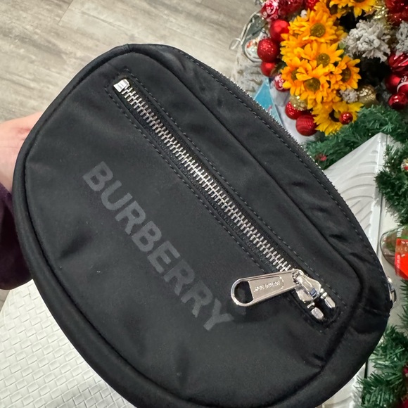SOLD ❤️❤️FINAL SALE💐BURBERRY black cannon branded nylon belt bag Fanny pack ✨ - Picture 8 of 12
